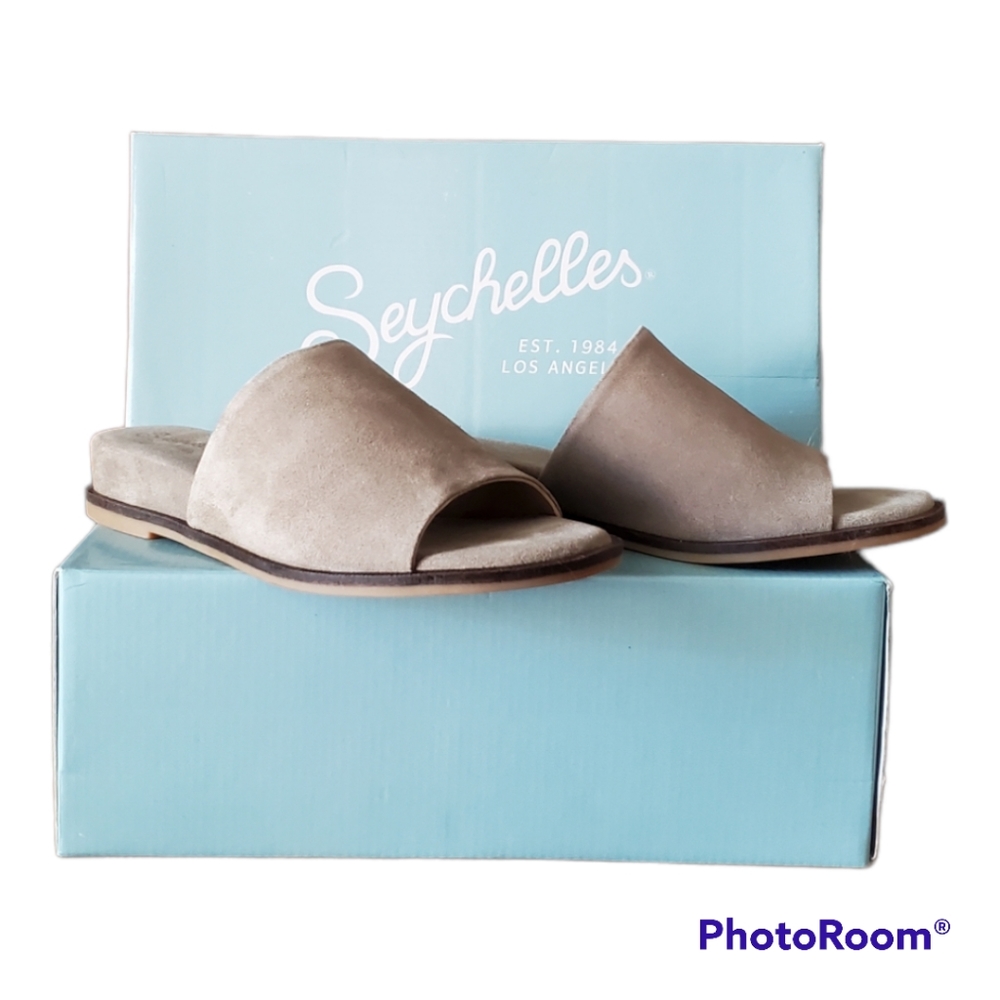 Seychelles Size 6 Taupe Sandals